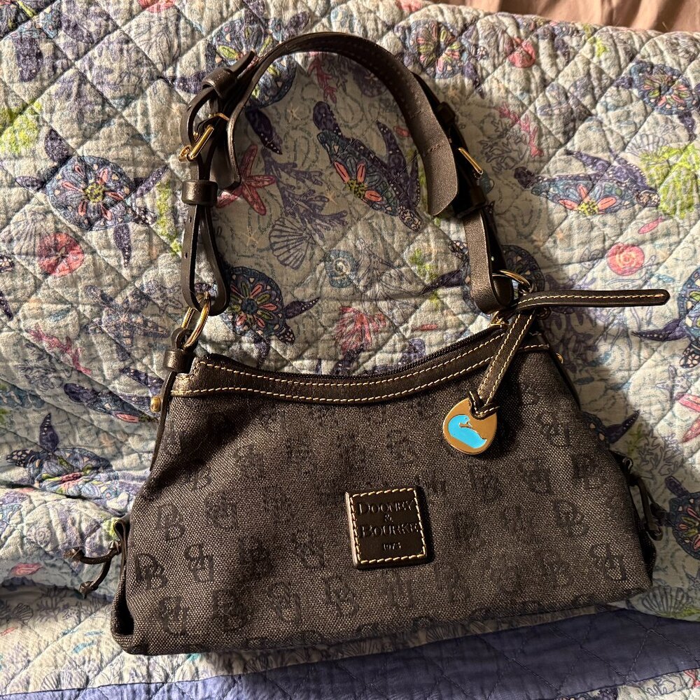 Dooney & Bourk HP724 Signature Black Canvas Leather Mini East West Slouch Bag